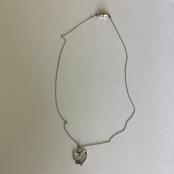 925 10K Silver Ribbon Infinity Heart Necklace Magnetic Closure - Picture 12 of 13